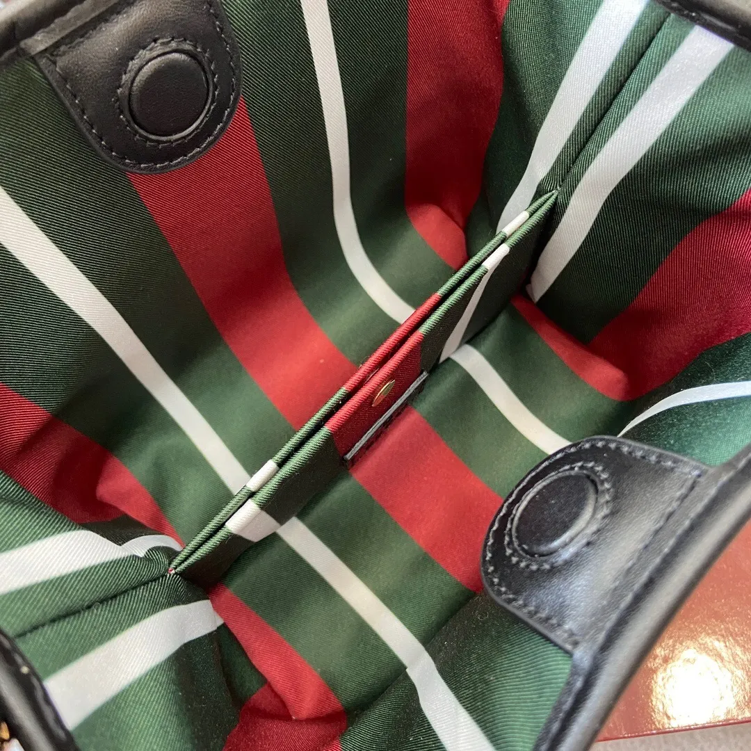 All Categories Official Website "Brand Women's Bags" Women's Bags 💙 GUCCI 2025 New GUCCI Crossbody Bag