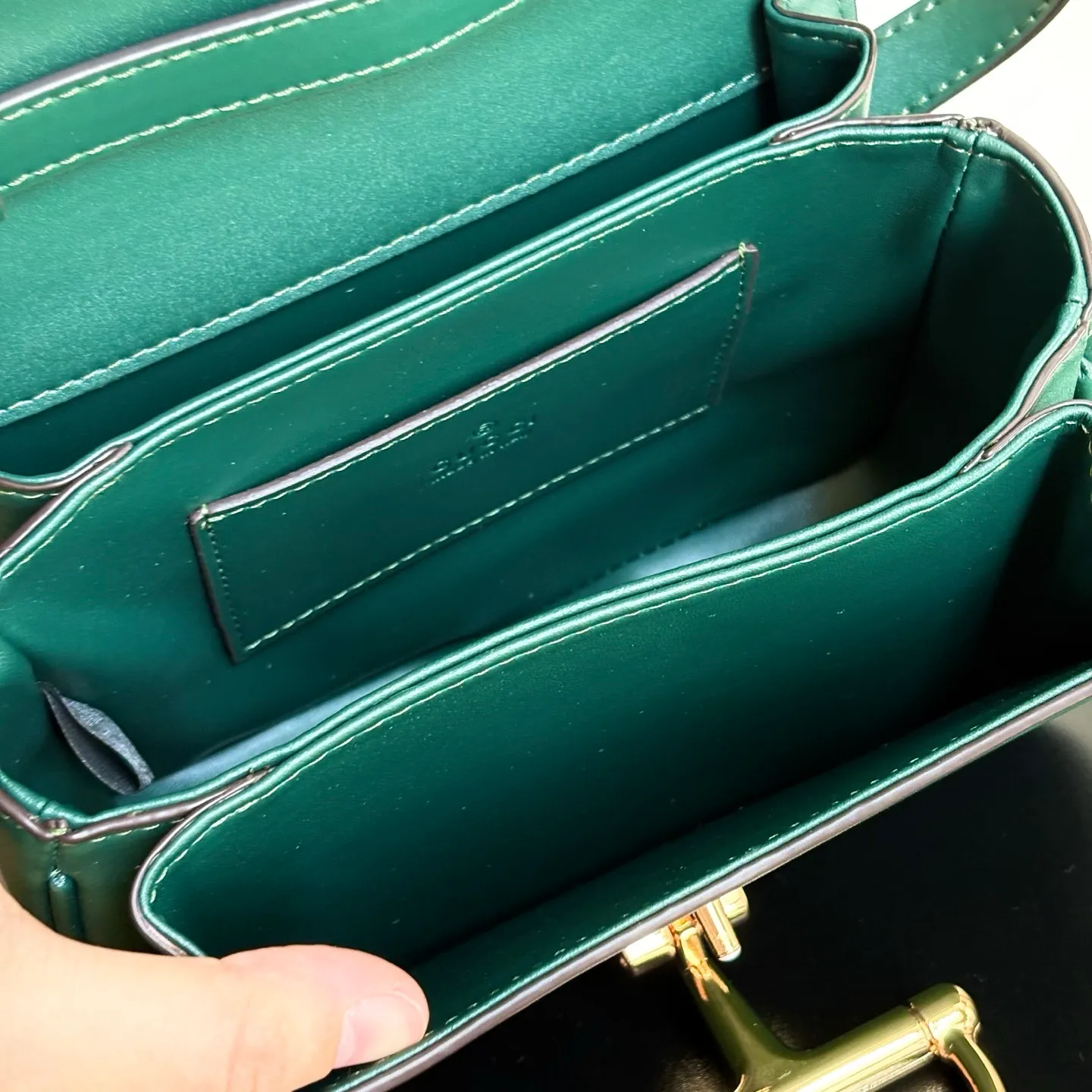 All Categories Official Website "Brand Women's Bags" Women's Bags 💙 GUCCI 2026 New GUCCI Crossbody Bag