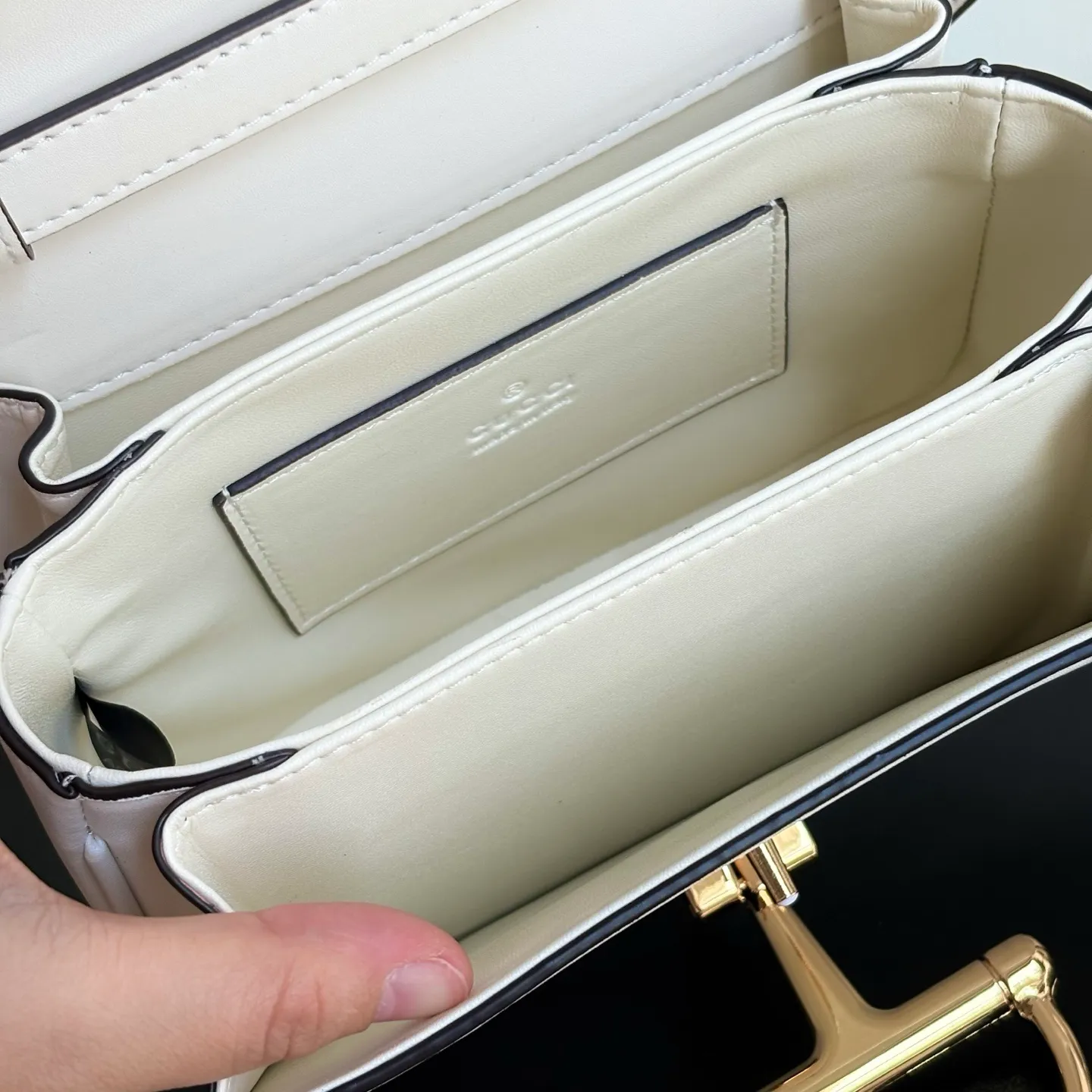 All Categories Official Website "Brand Women's Bags" Women's Bags 💙 GUCCI 2026 New GUCCI Crossbody Bag