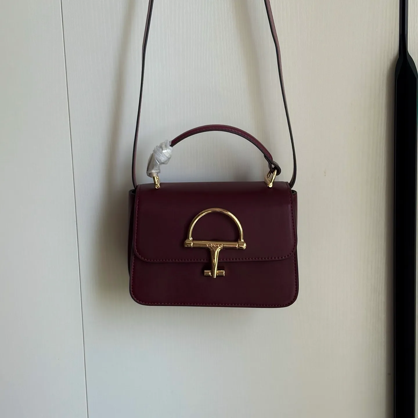 All Categories Official Website "Brand Women's Bags" Women's Bags 💙 GUCCI 2026 New GUCCI Crossbody Bag