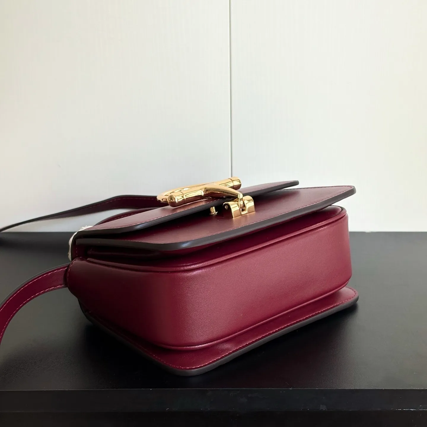 All Categories Official Website "Brand Women's Bags" Women's Bags 💙 GUCCI 2026 New GUCCI Crossbody Bag