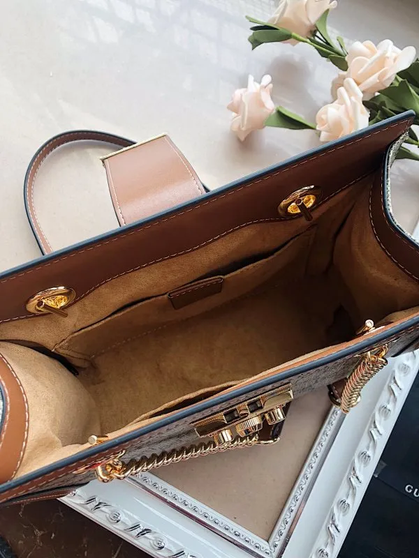 All categories Official website "Brand Women's Bags" Women's Bags 💙 GUCCI Fine imitation Gucci, high imitation Gucci bags, Gucci handbags, 2022 official latest version Gucci crossbody bag, Gucci bag factory, recommended bags, size: 26-18-10CM