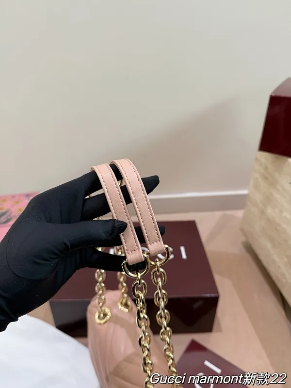 All Categories Official Website "Brand Women's Bags" Women's Bags 💙 GUCCI 2026 New GUCCI Crossbody Bag