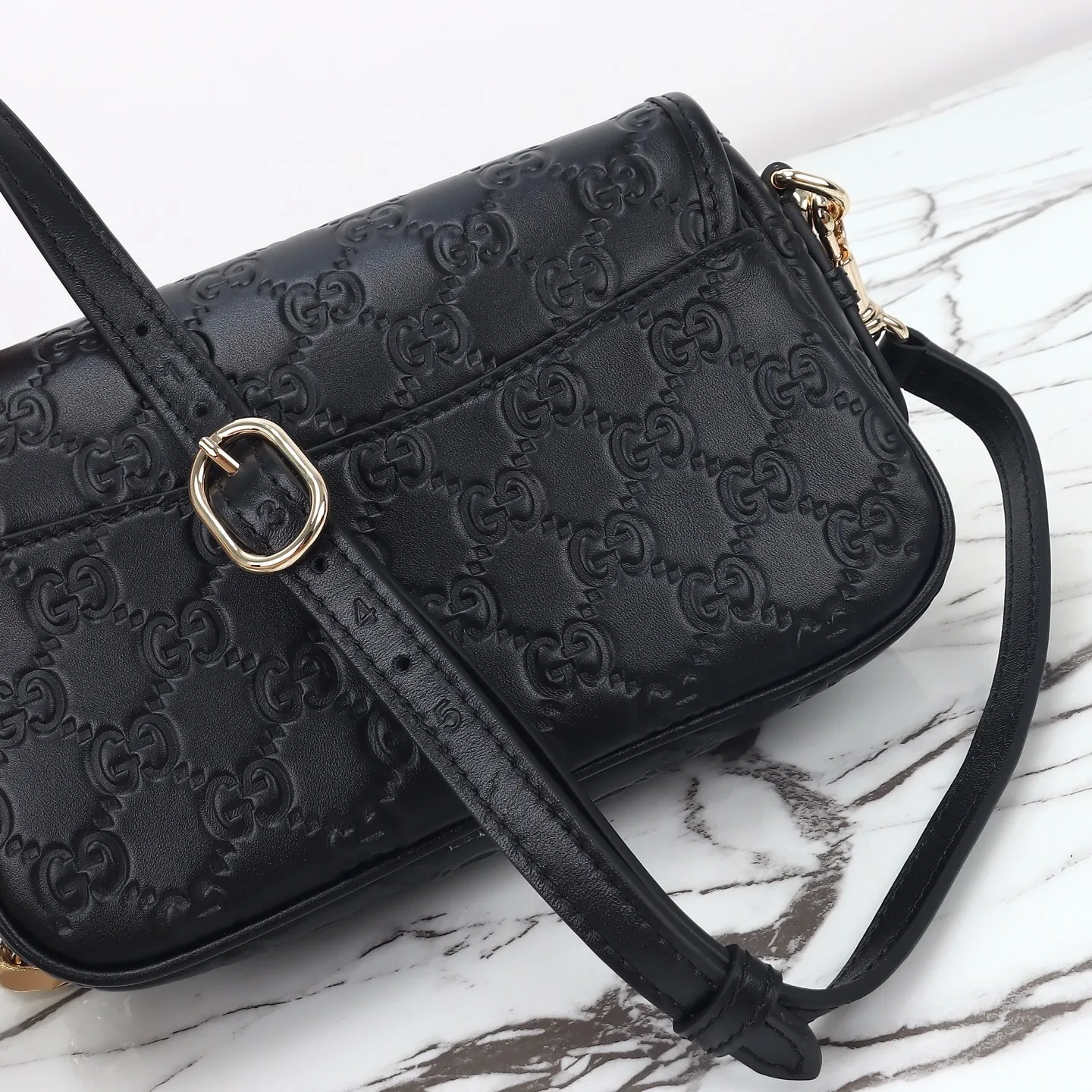 All Categories Official Website "Brand Women's Bags" Women's Bags 💙 GUCCI 2025 New GUCCI Crossbody Bag