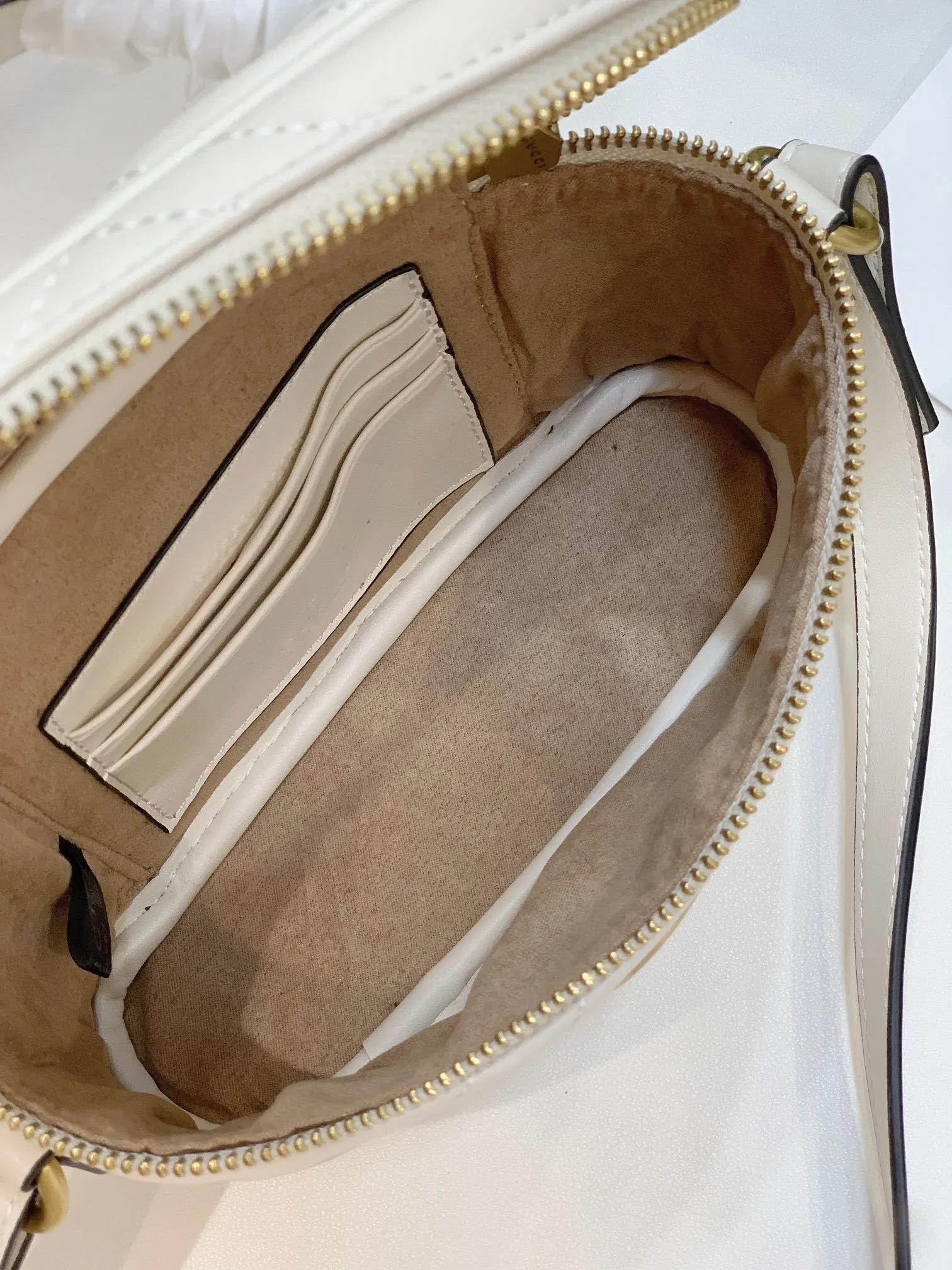 All categories Official website "Brand Women's Bags" Women's Bags 💙 GUCCI 2023 latest GUCCI crossbody bag