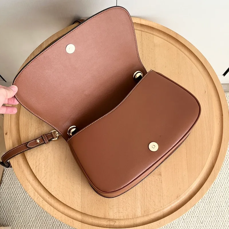 All Categories Official Website "Brand Women's Bags" Women's Bags 💙 GUCCI 2026 New GUCCI Crossbody Bag
