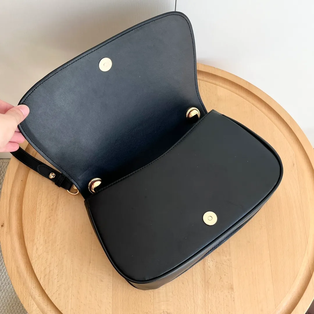 All Categories Official Website "Brand Women's Bags" Women's Bags 💙 GUCCI 2026 New GUCCI Crossbody Bag