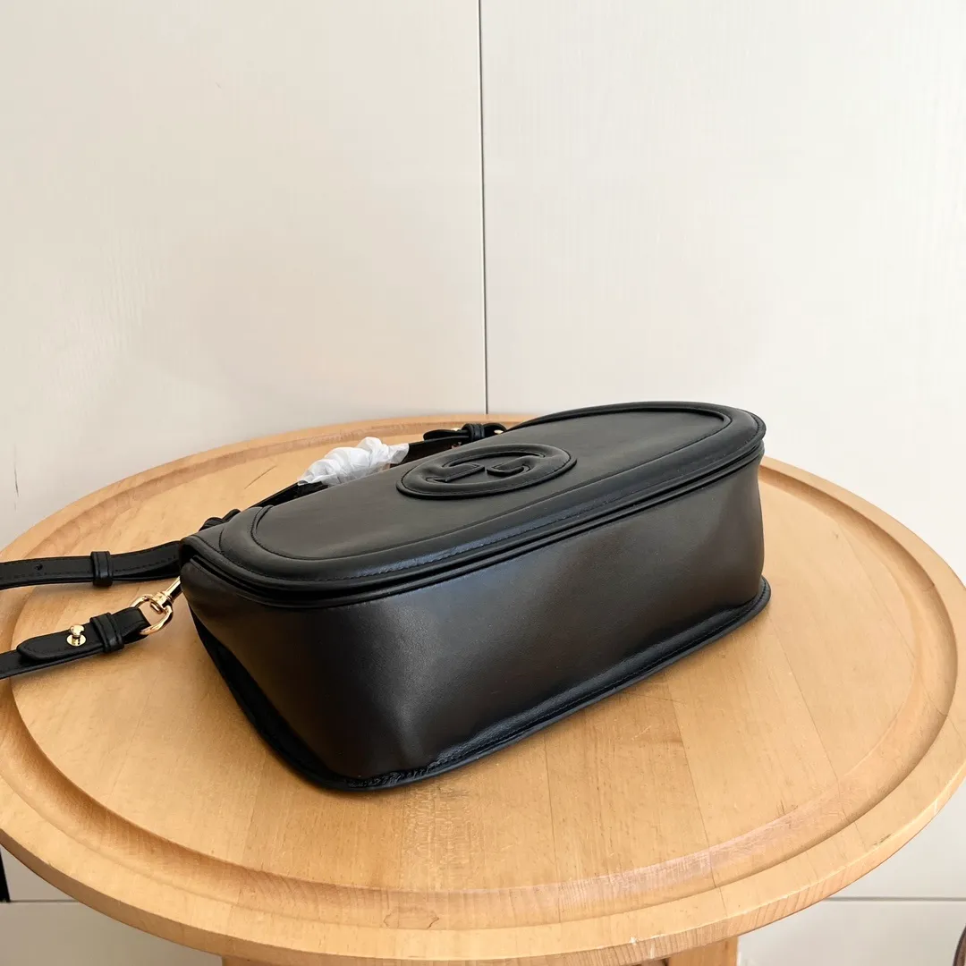 All Categories Official Website "Brand Women's Bags" Women's Bags 💙 GUCCI 2026 New GUCCI Crossbody Bag
