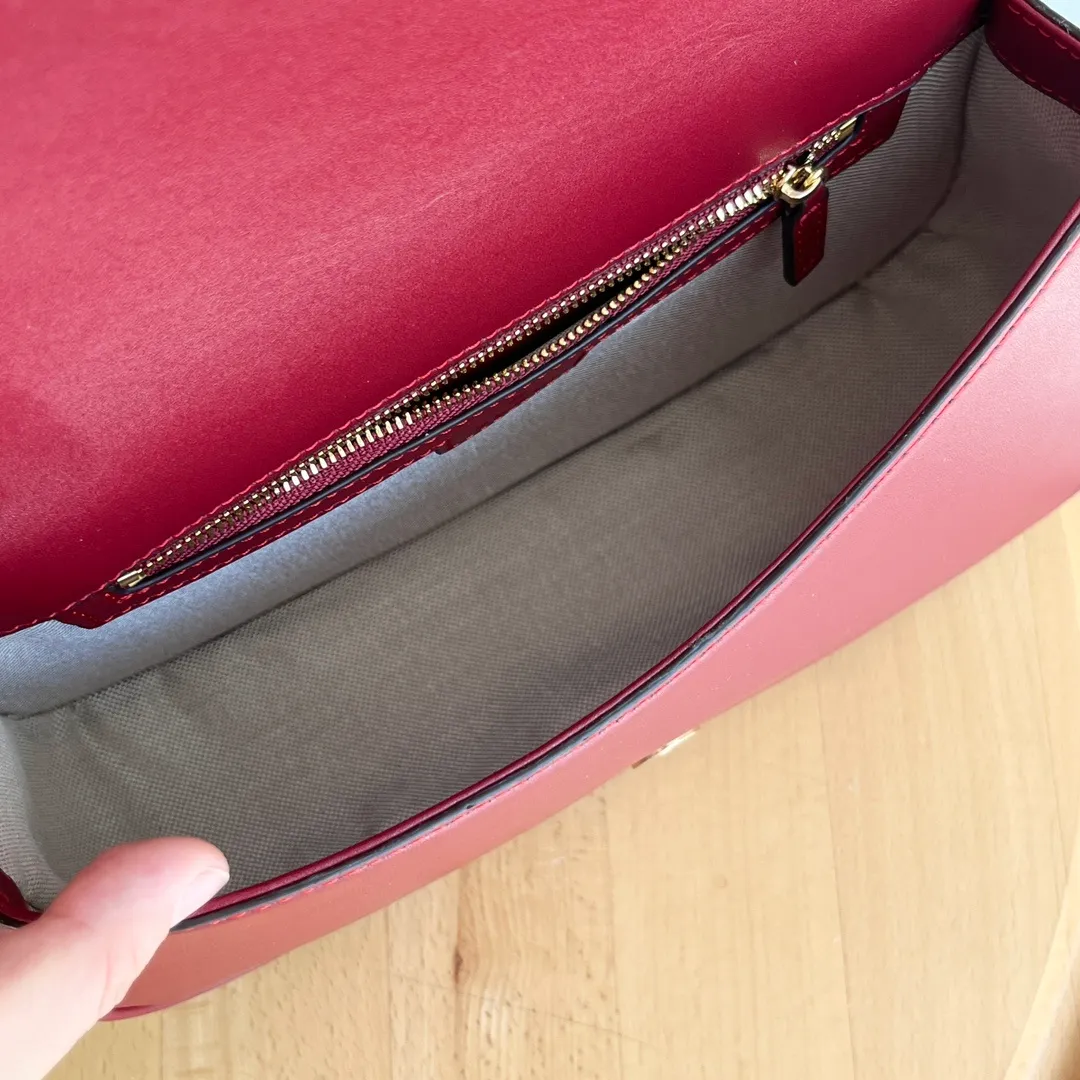 All Categories Official Website "Brand Women's Bags" Women's Bags 💙 GUCCI 2026 New GUCCI Crossbody Bag