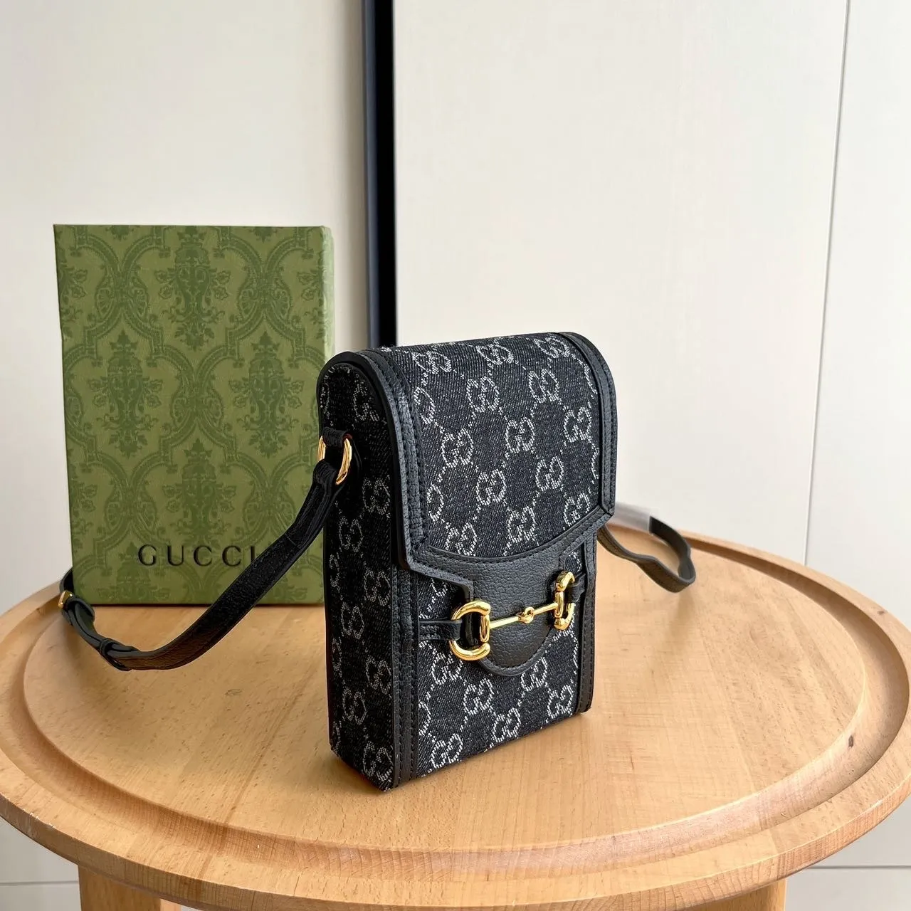 All Categories Official Website "Brand Women's Bags" Women's Bags 💙 GUCCI 2026 New GUCCI Crossbody Bag