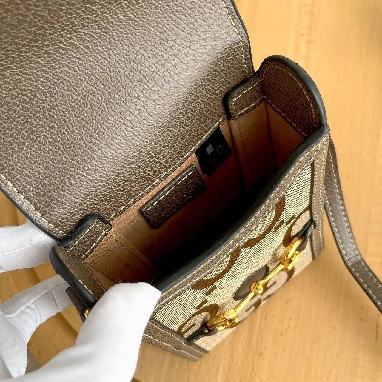 All Categories Official Website "Brand Women's Bags" Women's Bags 💙 GUCCI 2026 New GUCCI Crossbody Bag