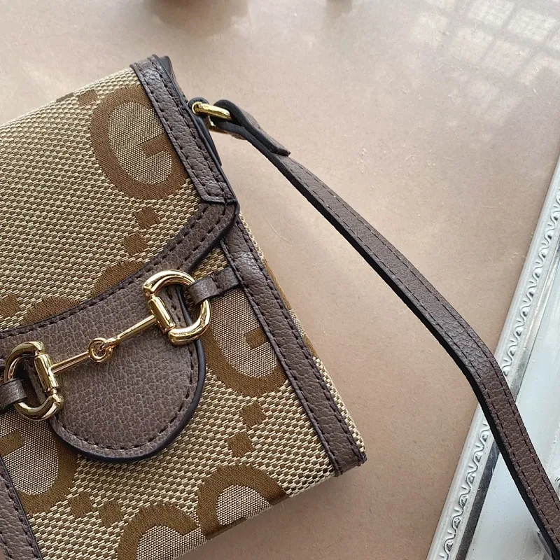 All categories Official website "Brand Women's Bags" Women's Bags 💙 GUCCI 2022 Official New Gucci Mobile Phone Bag Wholesale 58001600 High Quality Specifications: 11.5-17-4CM