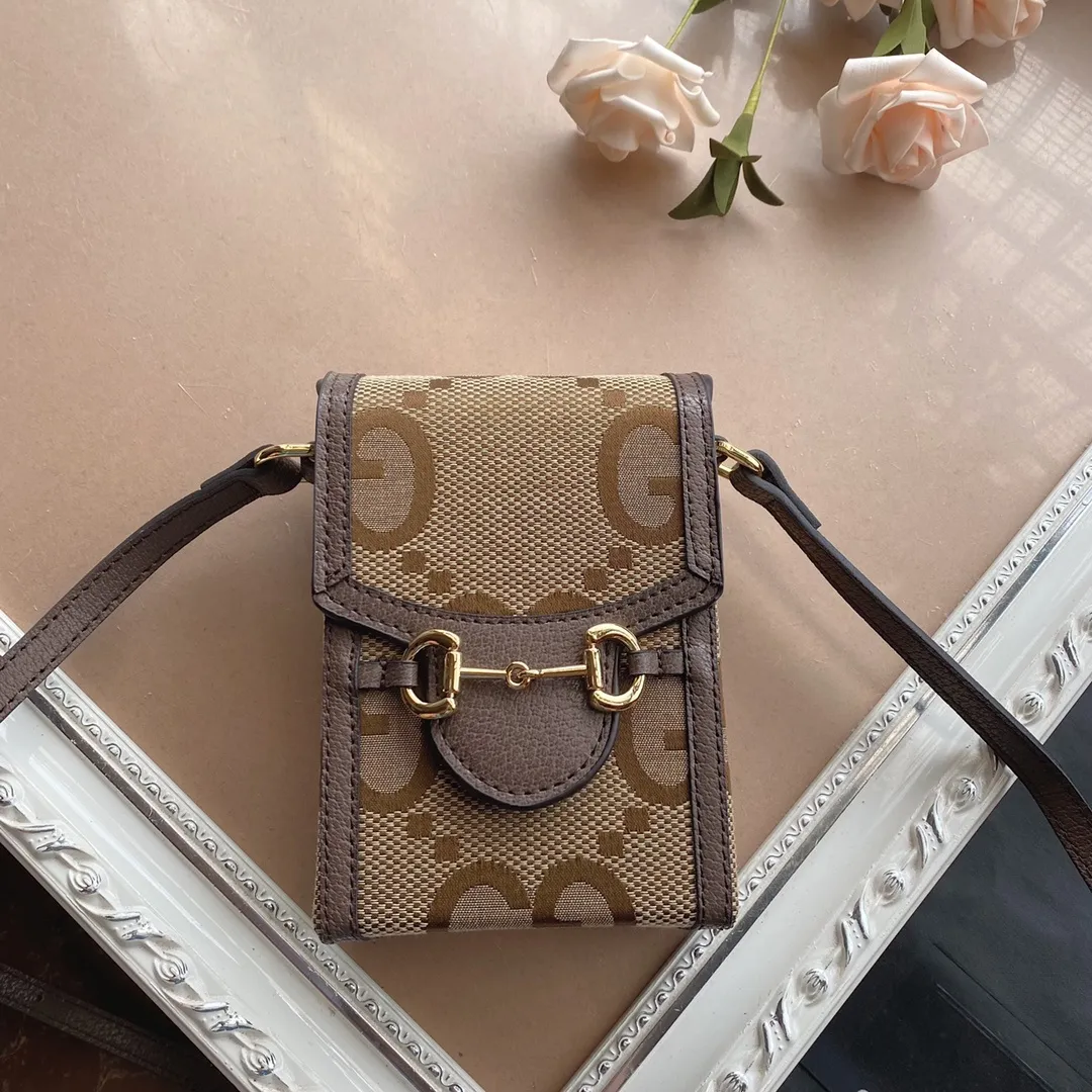 All categories Official website "Brand Women's Bags" Women's Bags 💙 GUCCI 2022 Official New Gucci Mobile Phone Bag Wholesale 58001600 High Quality Specifications: 11.5-17-4CM