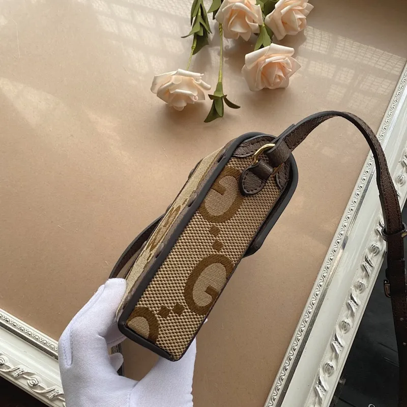 All categories Official website "Brand Women's Bags" Women's Bags 💙 GUCCI 2022 Official New Gucci Mobile Phone Bag Wholesale 58001600 High Quality Specifications: 11.5-17-4CM