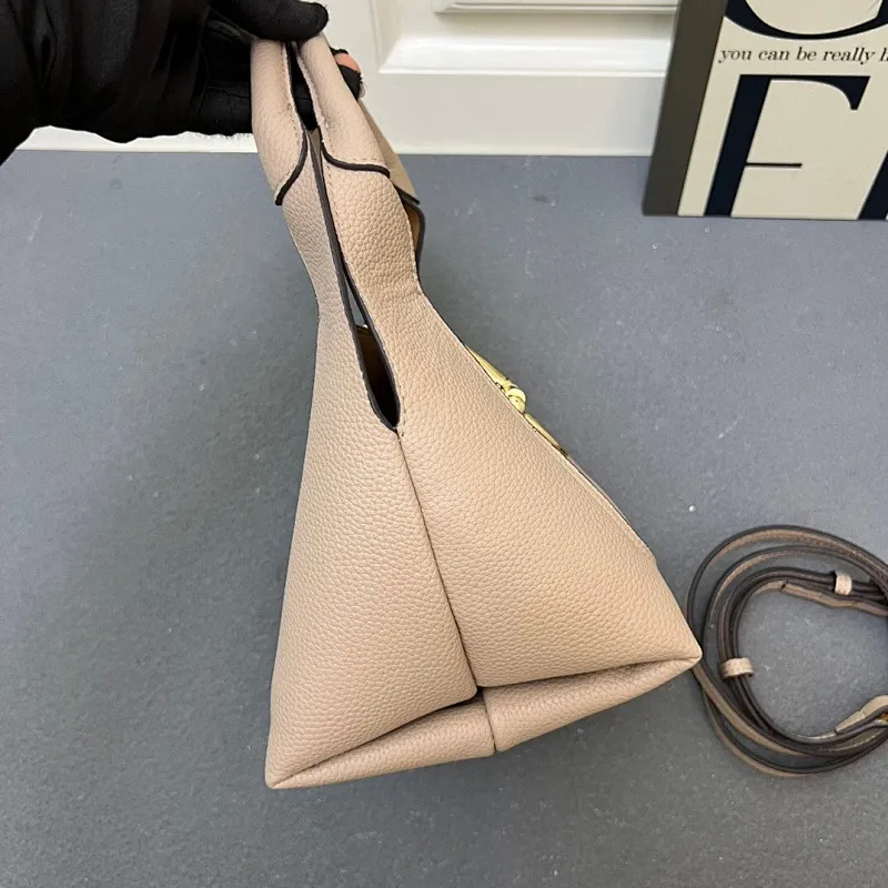 All Categories Official Website "Brand Women's Bags" Women's Bags 💙 GUCCI 2025 New Gucci Softbit Cowhide Handbag