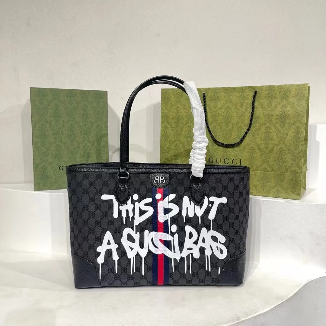 All categories Official website "Brand Women's Bags" Women's Bags 💙 GUCCI 2022 Official New Gucci Handbag Wholesale 58001600 High Quality Specifications: 37.8-26.9-13CM
