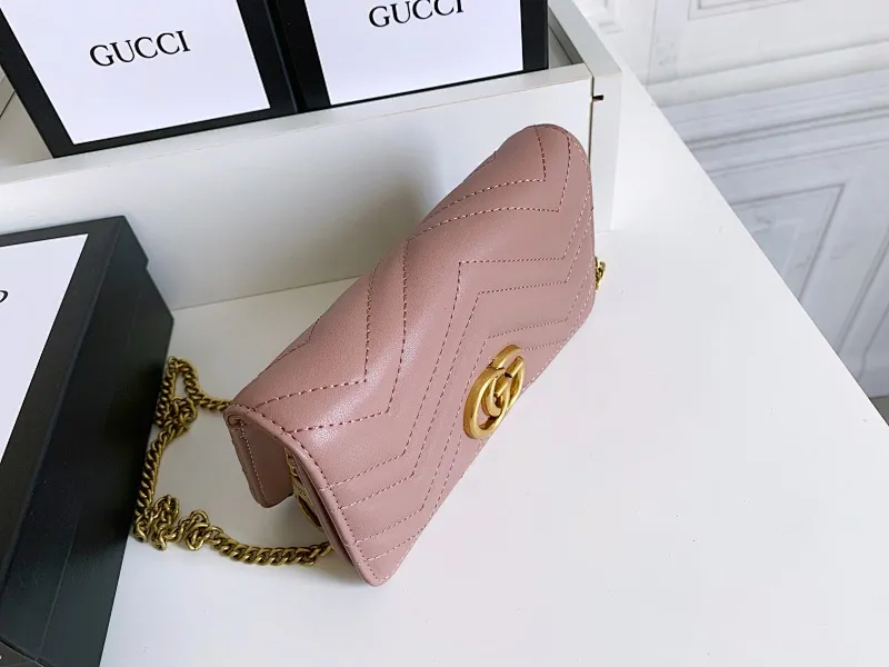 All categories Official website "Brand Women's Bags" Women's Bags 💙 GUCCI replica GUCCI, fine imitation GUCCI bag, GUCCI shoulder bag, 2023 official latest version GUCCI first layer cowhide chain bag, bag factory, original material, size: 18-10.5-4.5CM