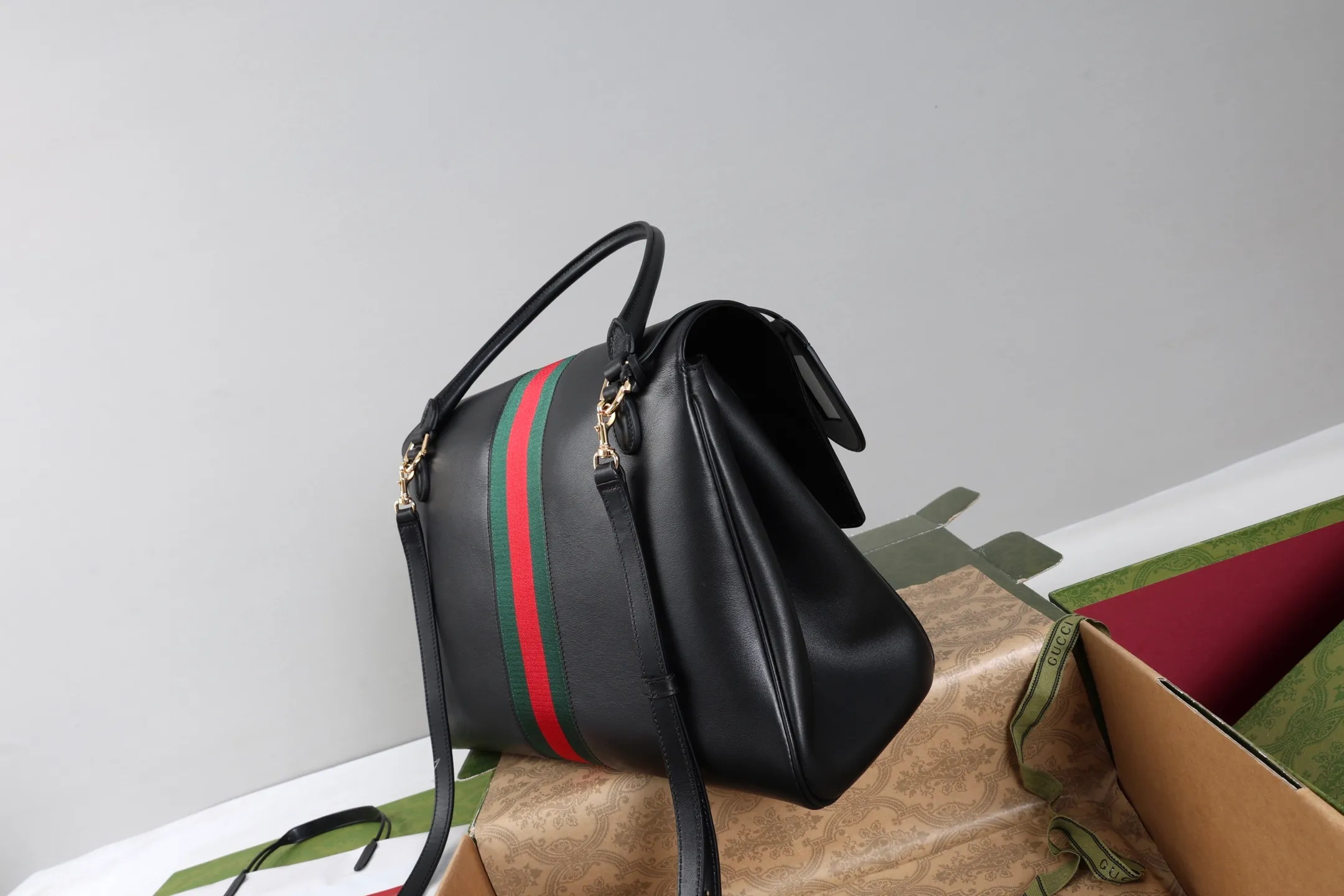 All Categories Official Website "Brand Women's Bags" Women's Bags 💙 GUCCI 2026 GUCCI New Handbag Shoulder Bag