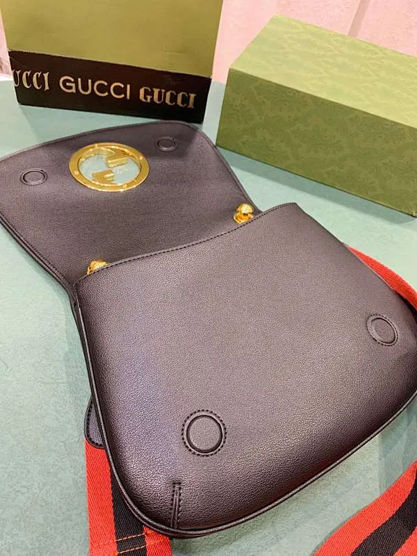 All categories Official website "Brand Women's Bags" Women's Bags 💙 GUCCI 2024 latest GUCCI crossbody bag
