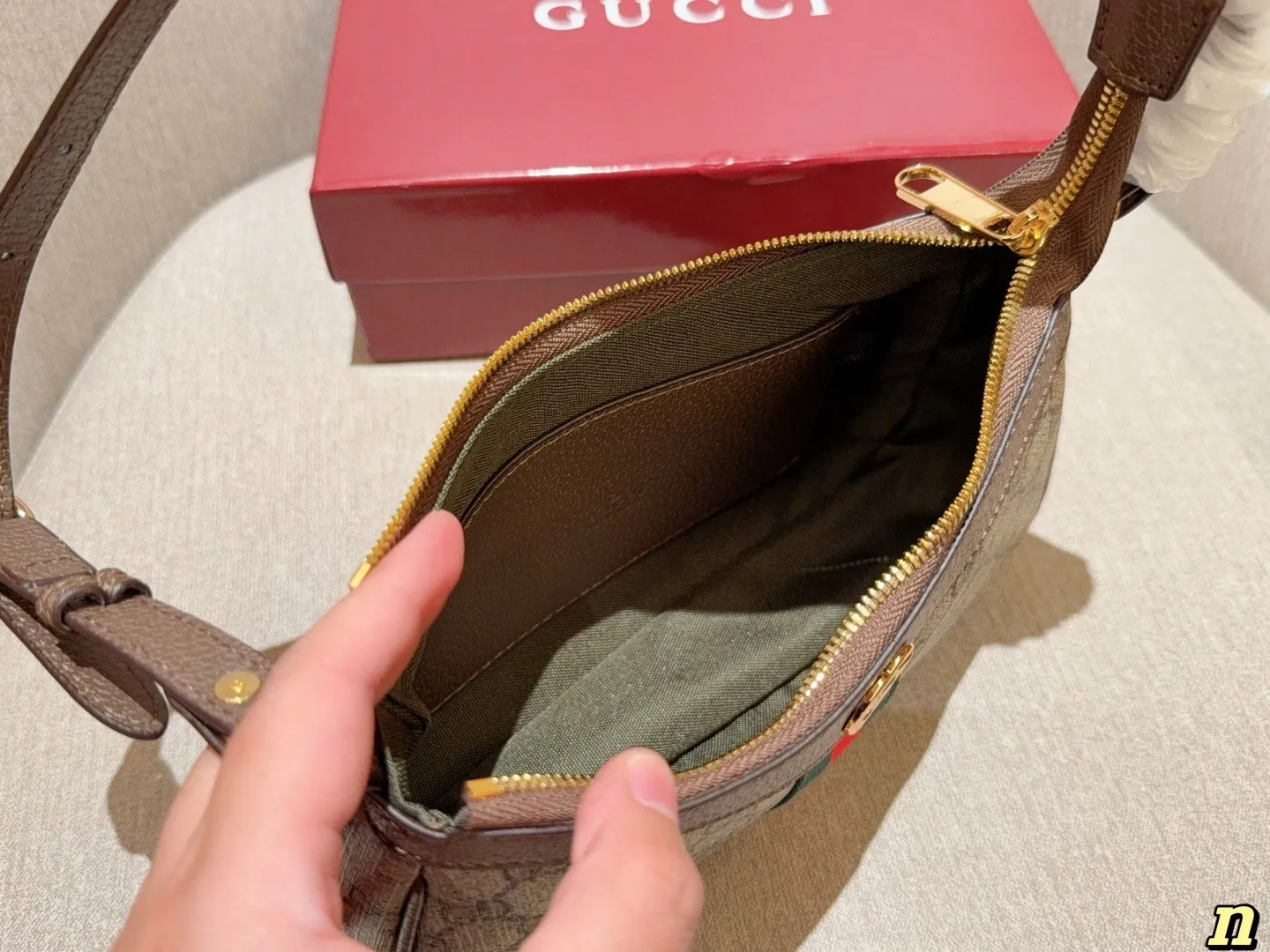 All categories Official website "Brand Women's Bags" Women's Bags 💙 GUCCI 2025 new GUCCI armpit bag