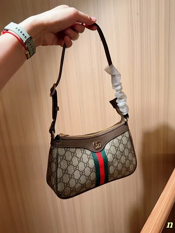 All categories Official website "Brand Women's Bags" Women's Bags 💙 GUCCI 2025 new GUCCI armpit bag