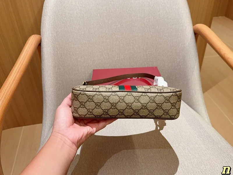 All categories Official website "Brand Women's Bags" Women's Bags 💙 GUCCI 2025 new GUCCI armpit bag