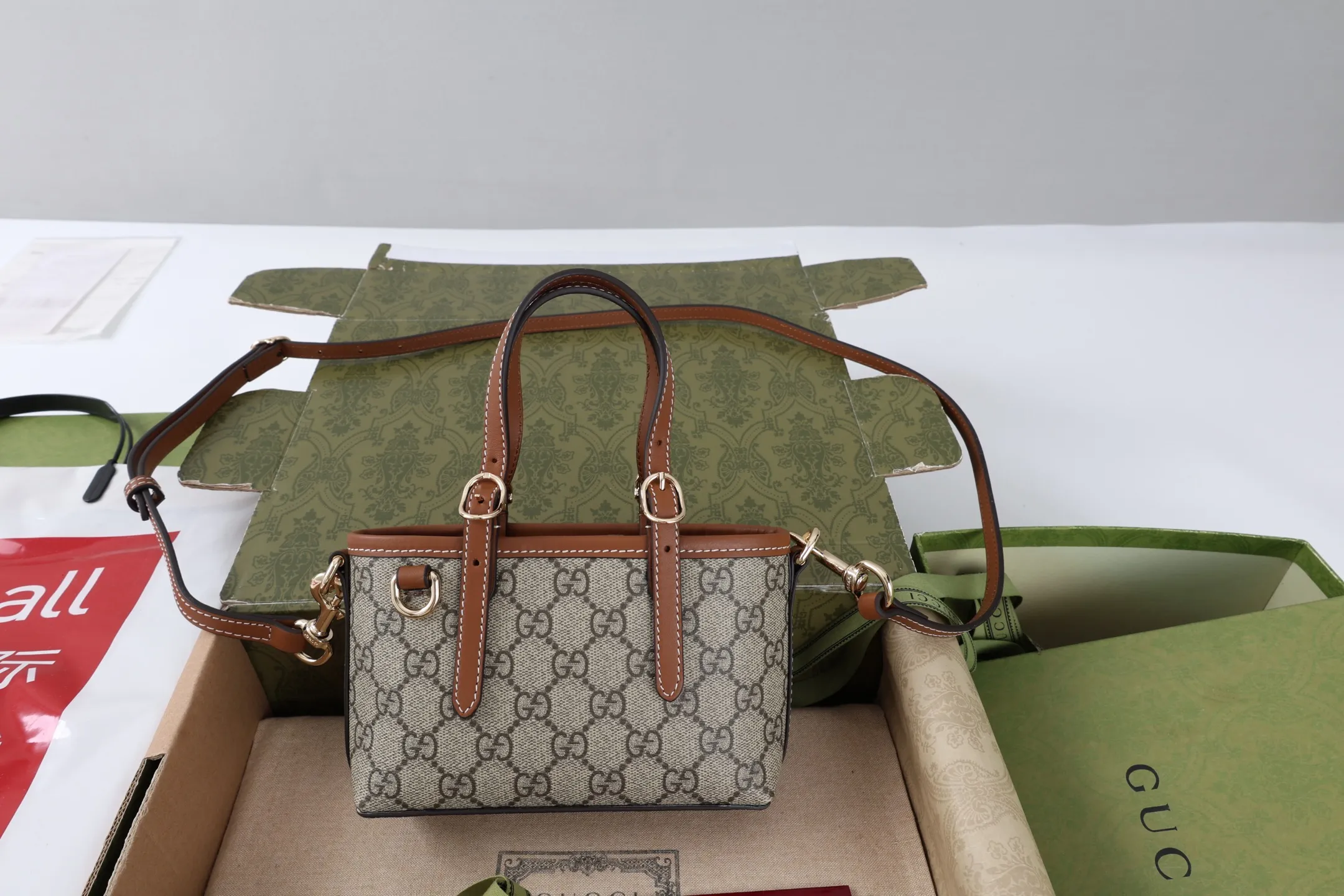All Categories Official Website "Brand Women's Bags" Women's Bags 💙 GUCCI GUCCI 2026 New Classic GG Pattern Crossbody Bag