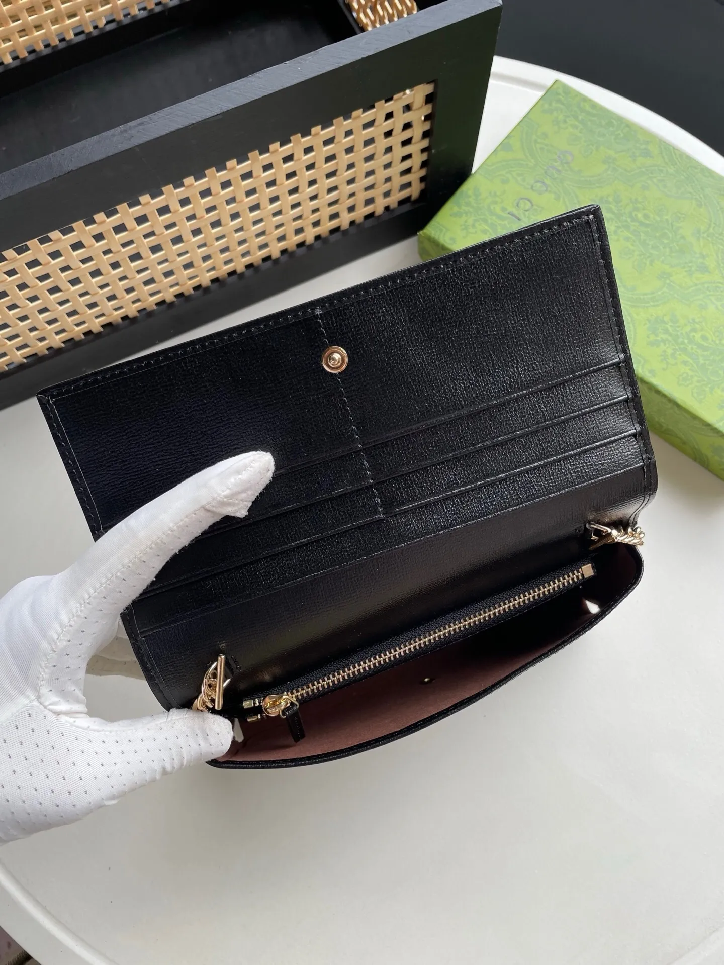 All Categories Official Website "Brand Women's Bags" Women's Bags 💙 GUCCI 2025 New GUCCI Crossbody Bag