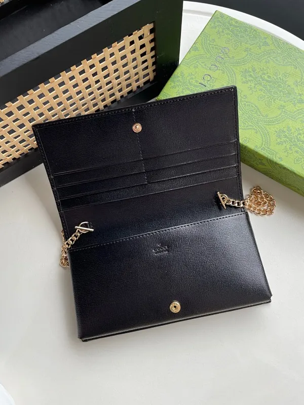 All Categories Official Website "Brand Women's Bags" Women's Bags 💙 GUCCI 2025 New GUCCI Crossbody Bag