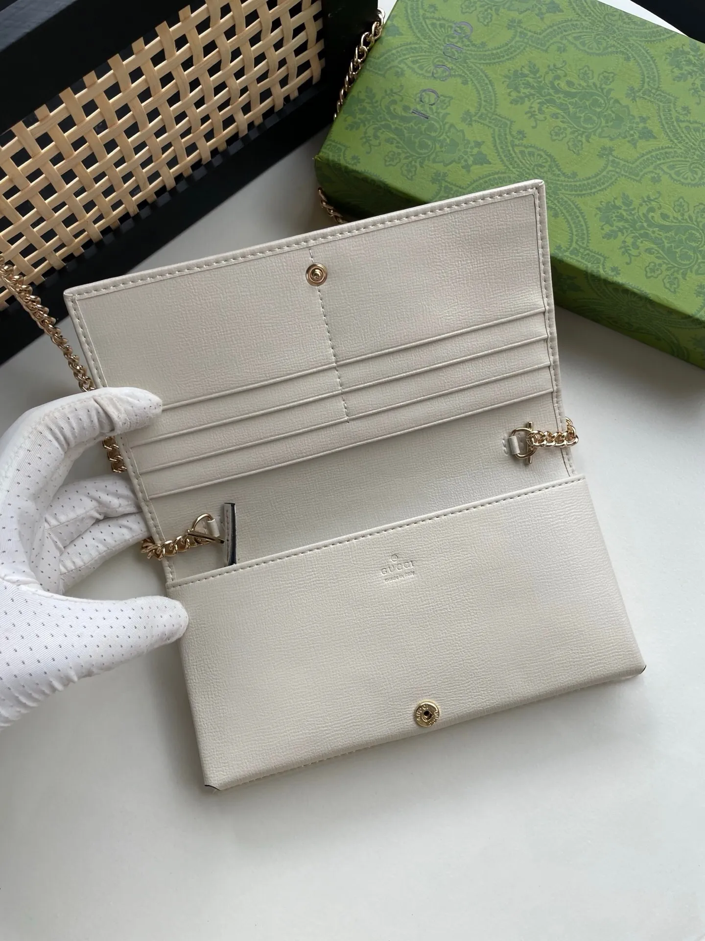 All Categories Official Website "Brand Women's Bags" Women's Bags 💙 GUCCI 2025 New GUCCI Crossbody Bag