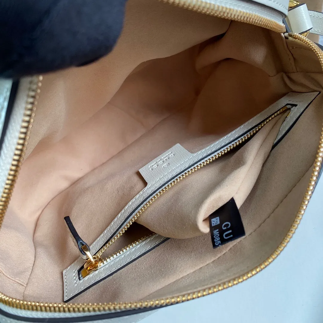All Categories Official Website "Brand Women's Bags" Women's Bags 💙 GUCCI 2025 New GUCCI Crossbody Bag