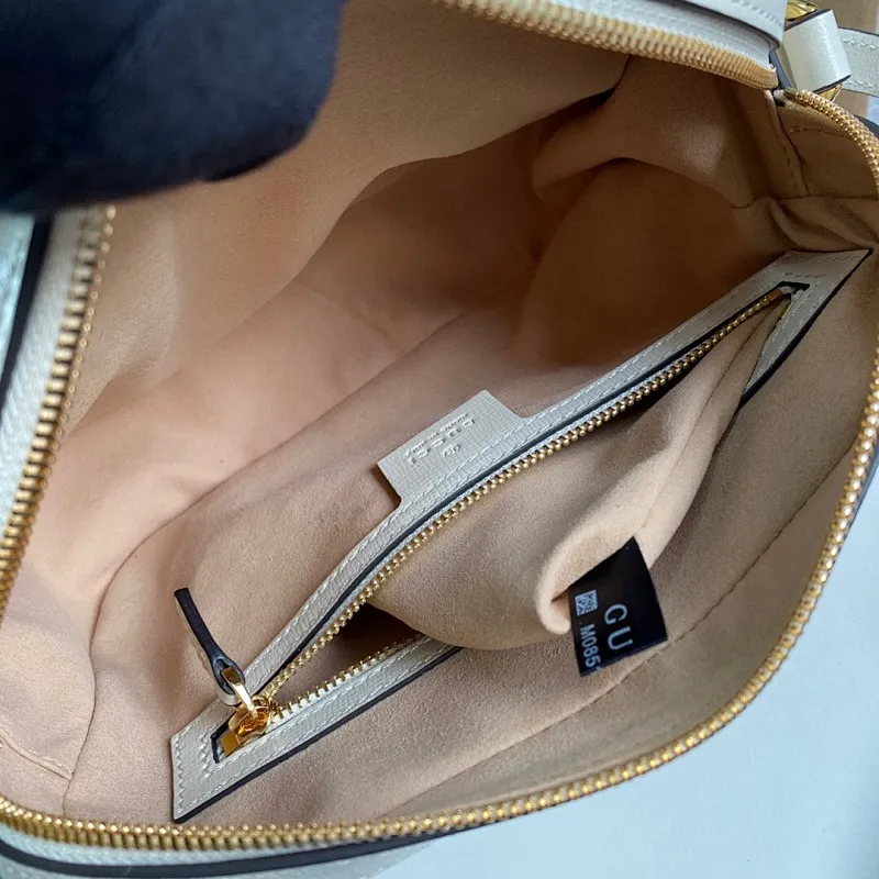 All Categories Official Website "Brand Women's Bags" Women's Bags 💙 GUCCI 2025 New GUCCI Crossbody Bag