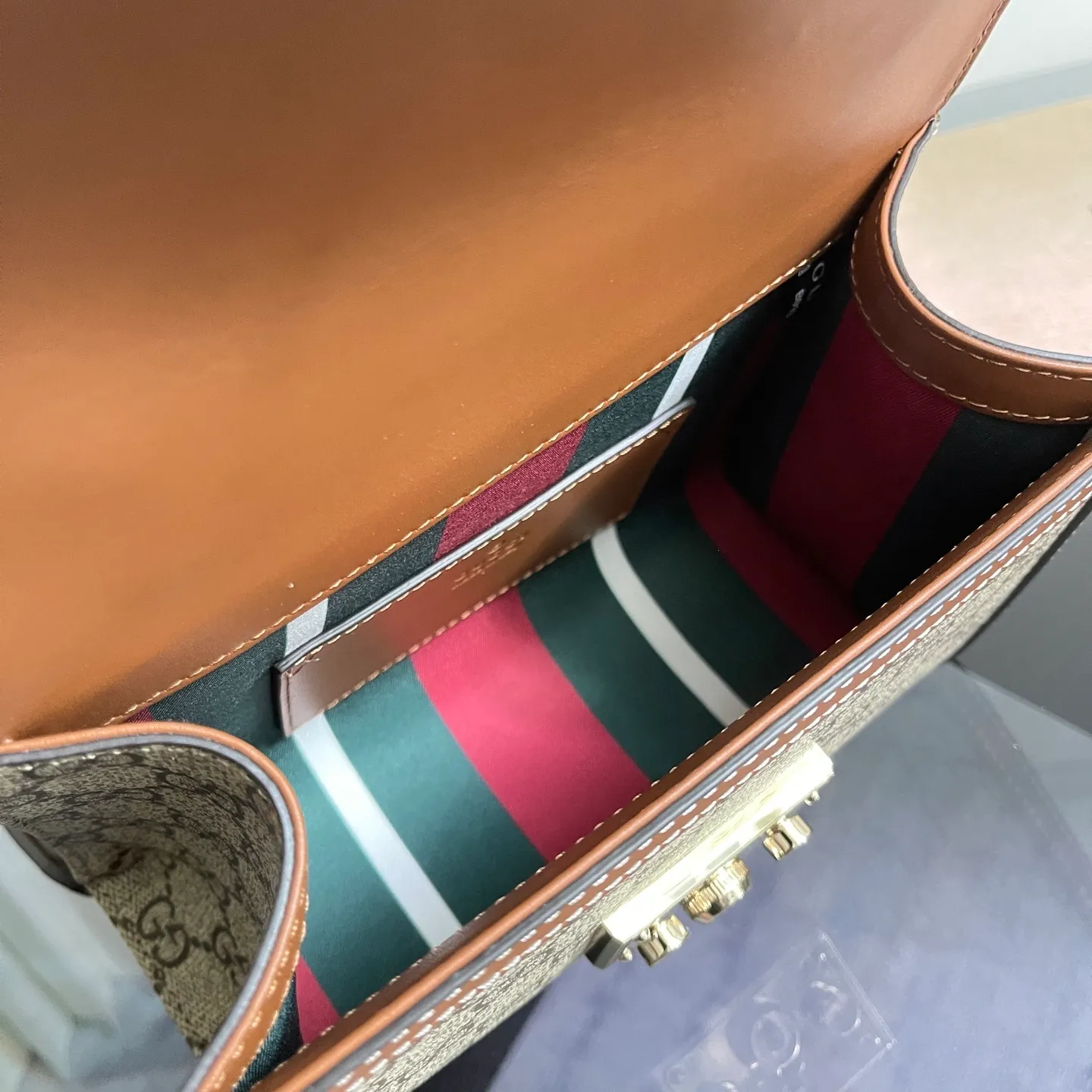 All Categories Official Website "Brand Women's Bags" Women's Bags 💙 GUCCI 2025 New GUCCI Crossbody Bag