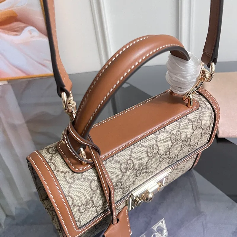 All Categories Official Website "Brand Women's Bags" Women's Bags 💙 GUCCI 2025 New GUCCI Crossbody Bag