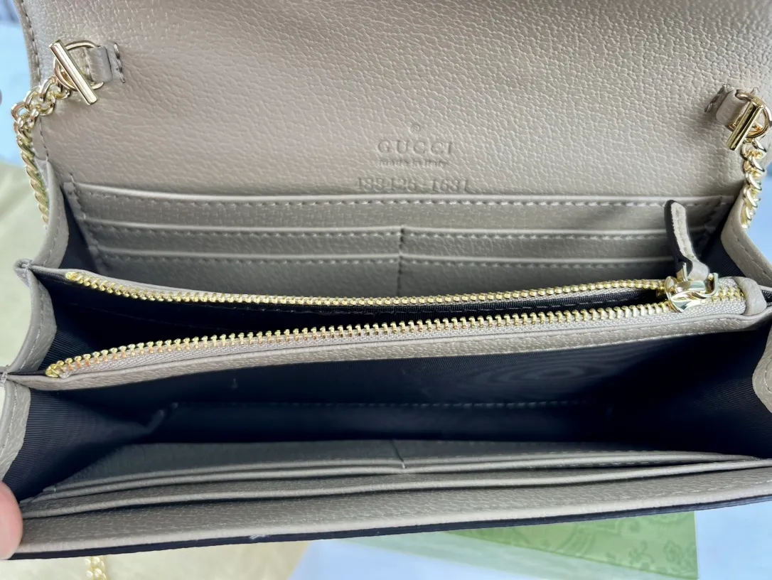 All categories Official website "Brand Women's Bags" Women's Bags 💙 GUCCI 2023 latest GUCCI crossbody bag