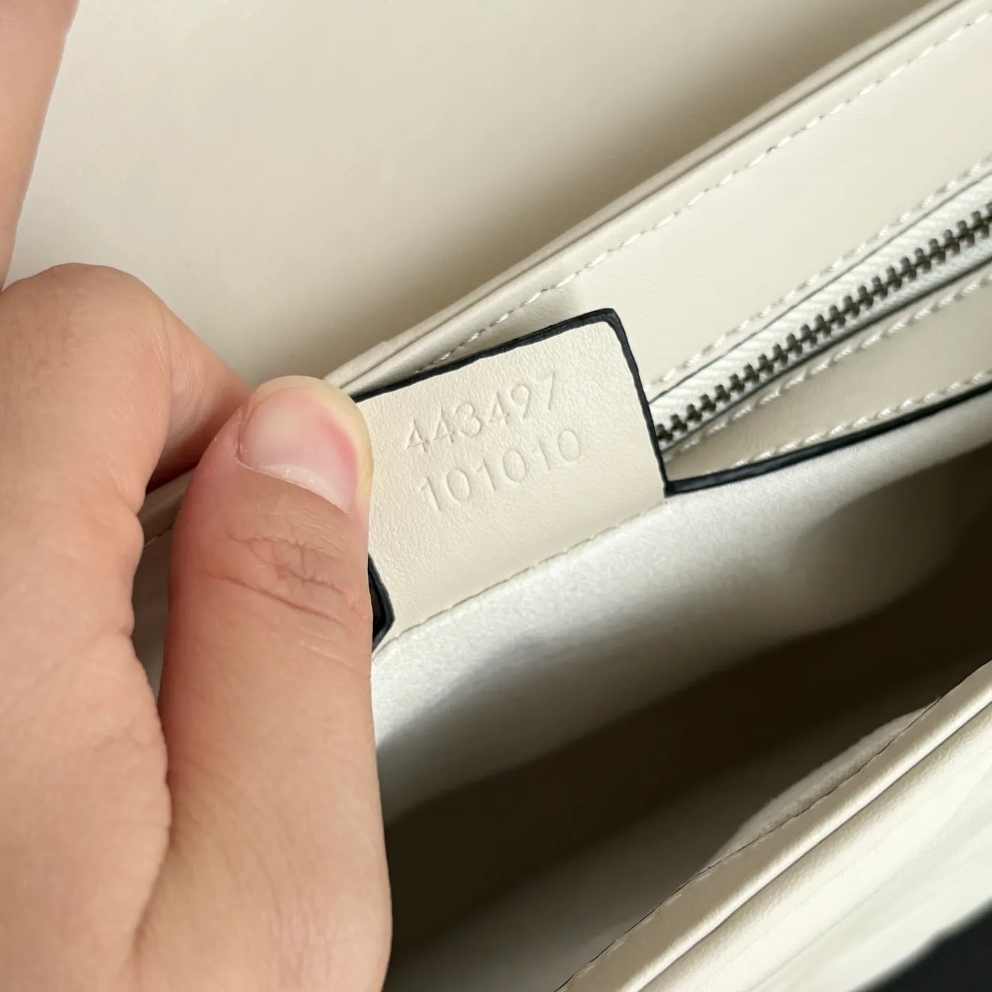 All Categories Official Website "Brand Women's Bags" Women's Bags 💙 GUCCI 2026 New GUCCI Crossbody Bag