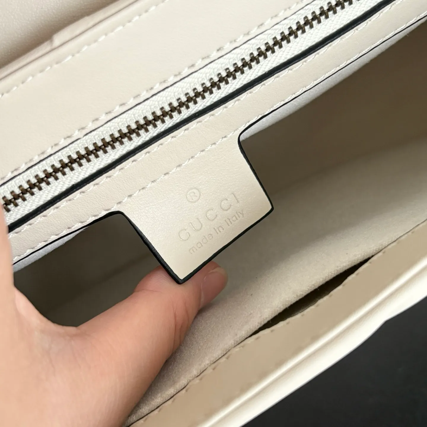 All Categories Official Website "Brand Women's Bags" Women's Bags 💙 GUCCI 2026 New GUCCI Crossbody Bag