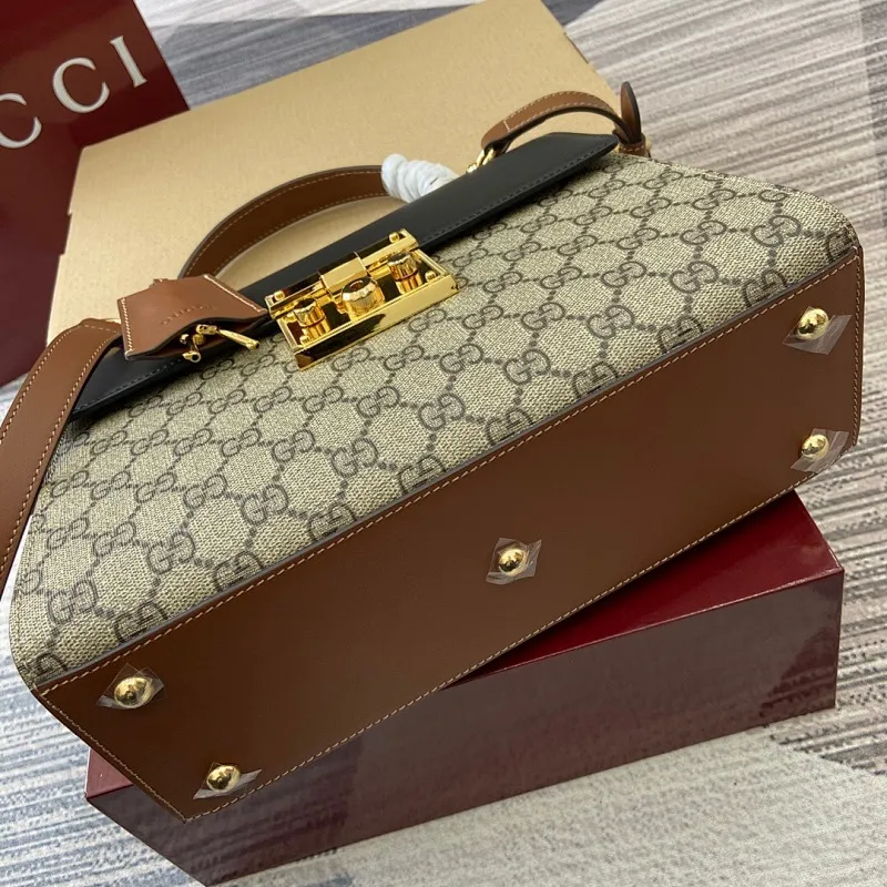 All Categories Official Website "Brand Women's Bags" Women's Bags 💙 GUCCI 2025 New GUCCI Crossbody Bag
