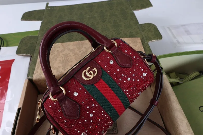 All categories Official website "Brand Women's Bags" Women's Bags 💙 GUCCI 2026 GUCCI new crossbody shoulder bag