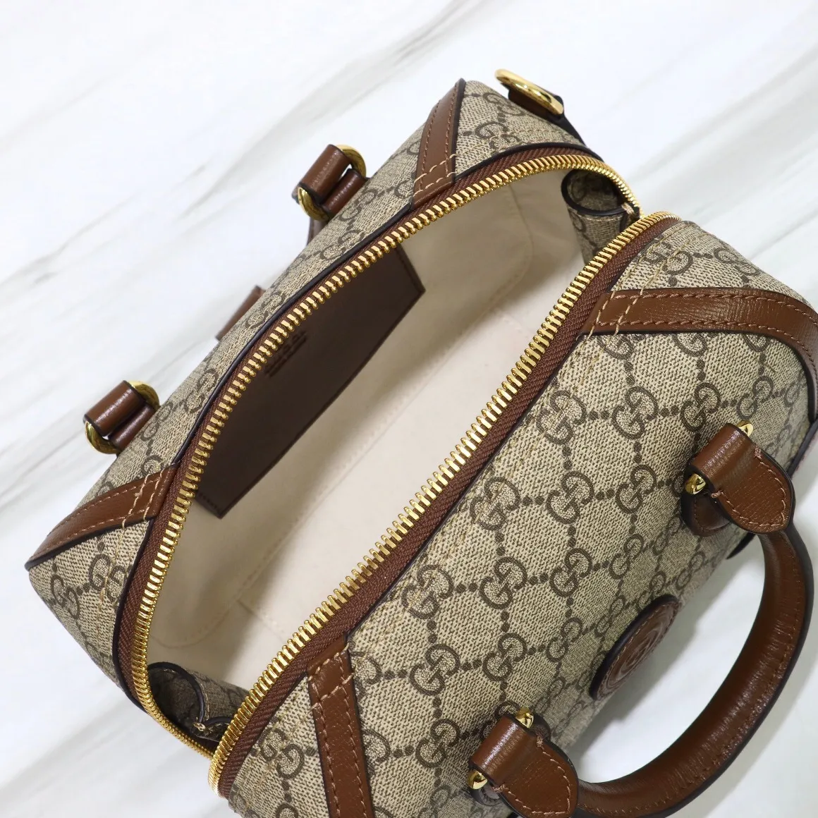 All Categories Official Website "Brand Women's Bags" Women's Bags 💙 GUCCI 2025 New GUCCI Crossbody Bag