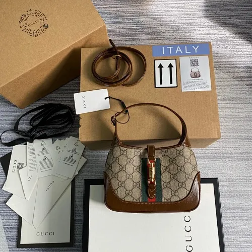 All Categories Official Website "Brand Women's Bags" Women's Bags 💙 GUCCI 2025 New GUCCI Crossbody Bag