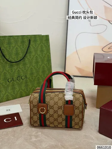 All Categories Official Website "Brand Women's Bags" Women's Bags 💙 GUCCI 2026 New GUCCI Crossbody Bag