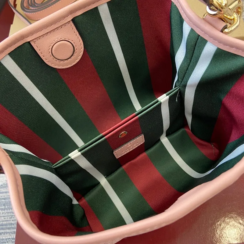 All Categories Official Website "Brand Women's Bags" Women's Bags 💙 GUCCI 2025 New GUCCI Crossbody Bag