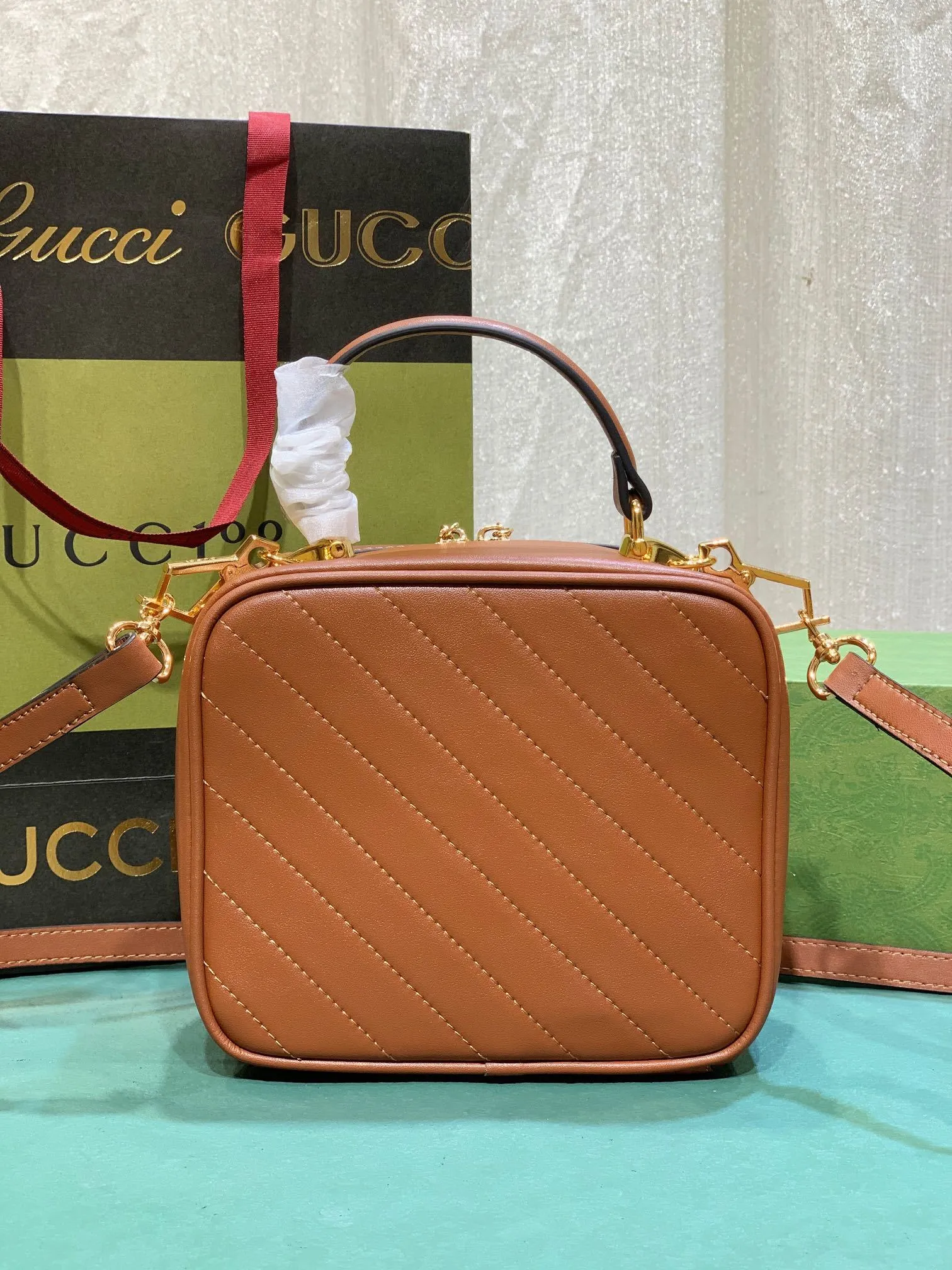 All categories Official website "Brand Women's Bags" Women's Bags 💙 GUCCI 2023 latest GUCCI crossbody bag