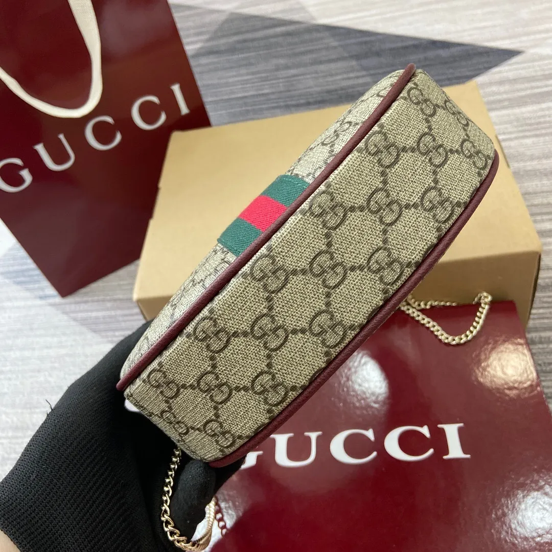 All categories Official website "Brand Women's Bags" Women's Bags 💙 GUCCI 2025 new GUCCI armpit bag