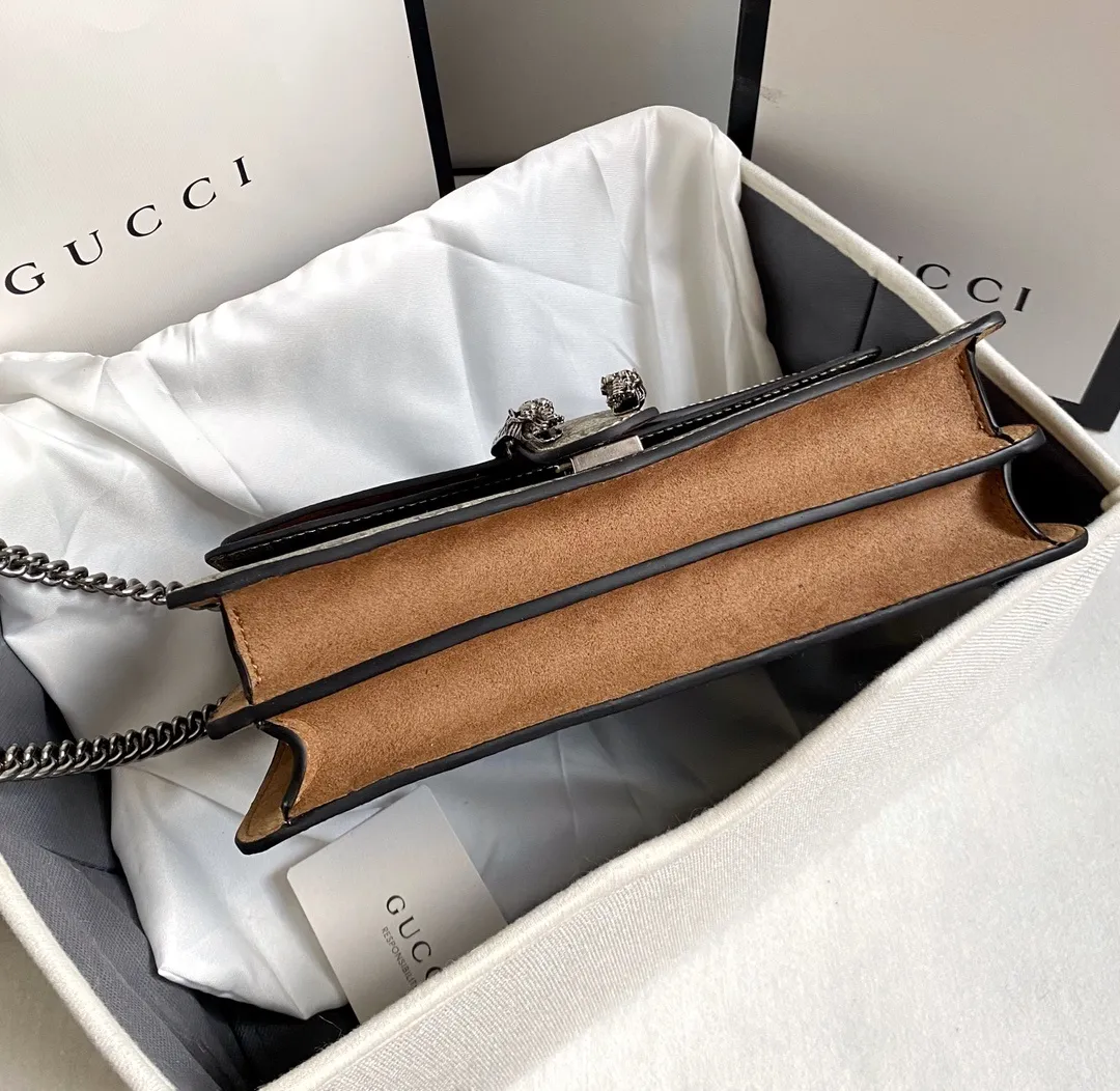 All categories Official website "Brand Women's Bags" Women's Bags 💙 GUCCI 2022 official new Gucci crossbody bag wholesale Original order quality 58002000 Size: 28-18-9Cm