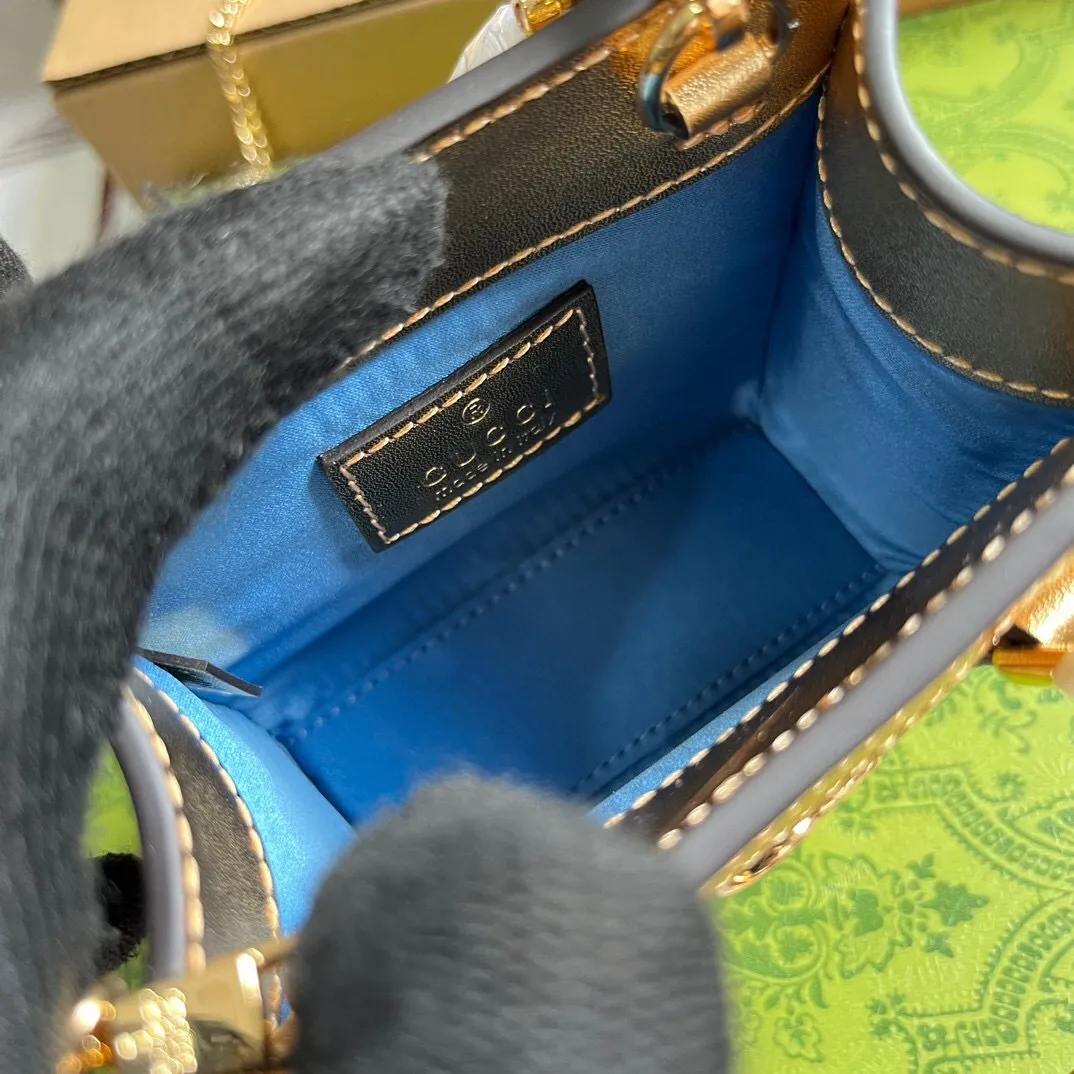 All Categories Official Website "Brand Women's Bags" Women's Bags 💙 GUCCI 2025 New GUCCI Crossbody Bag