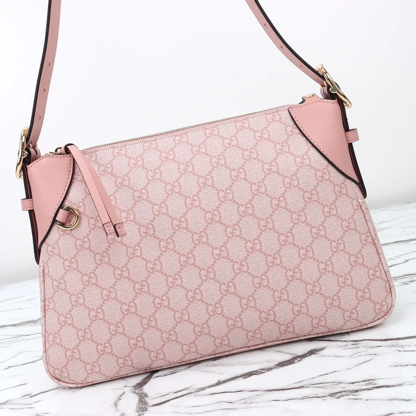 All categories Official website "Brand Women's Bags" Women's Bags 💙 GUCCI 2025 new GUCCI armpit bag