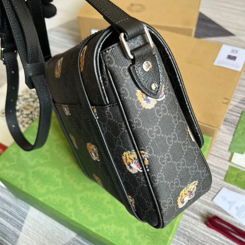 All Categories Official Website "Brand Women's Bags" Women's Bags 💙 GUCCI 2025 New GUCCI Crossbody Bag