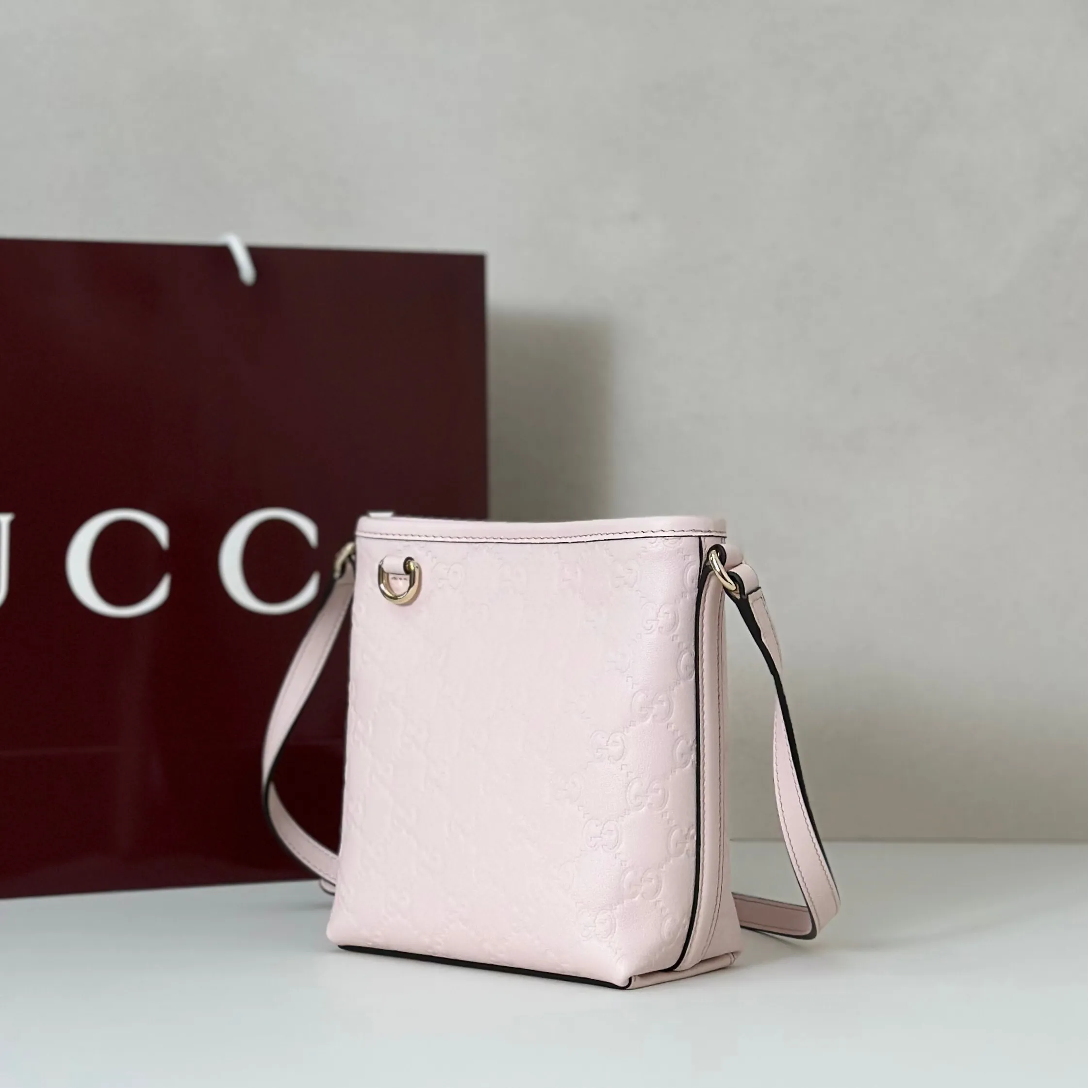 All Categories Official Website "Brand Women's Bags" Women's Bags 💙 GUCCI 2025 New GUCCI Crossbody Bag